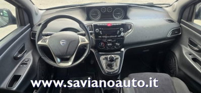 Lancia Ypsilon 0.9 TwinAir 85 CV 5 porte Metano Ecochic Gold (8)