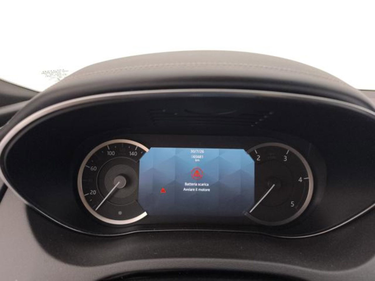 Jaguar E-Pace 2.0d i4 mhev R-Dynamic HSE awd 163cv auto (13)
