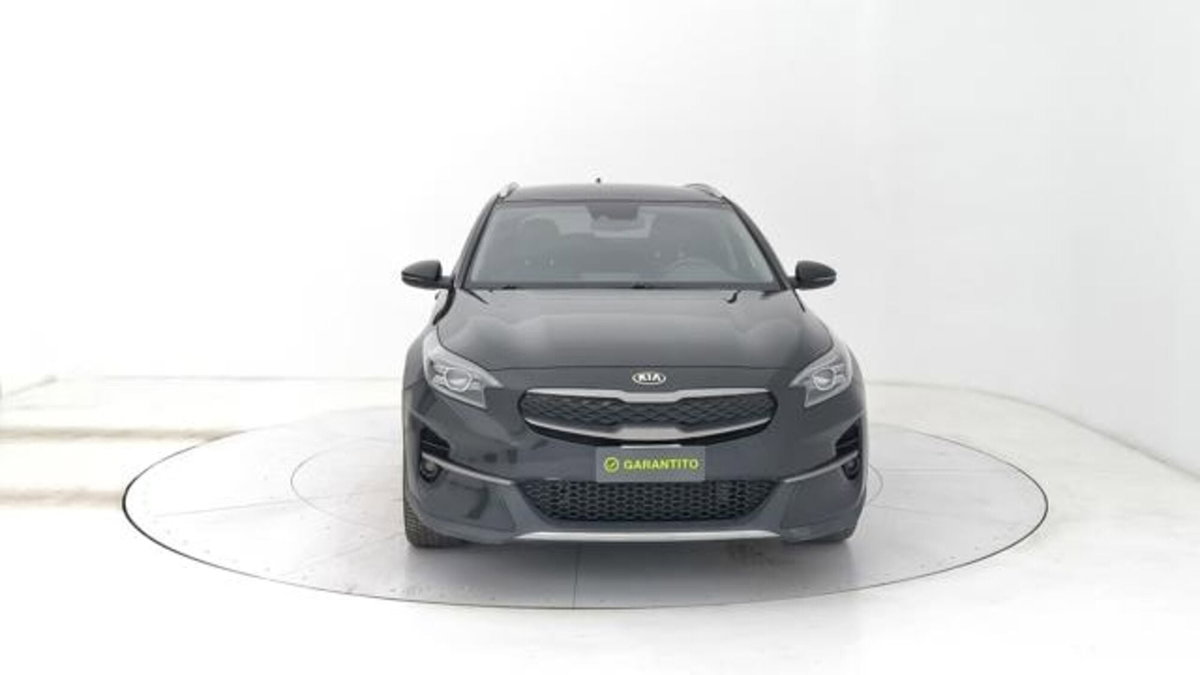 Kia XCeed 1.6 GDi 141 CV PHEV DCT High Tech (8)