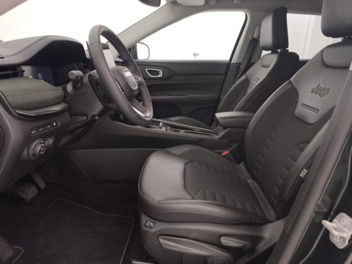 Jeep Compass 1.3 turbo t4 phev North Star 4xe auto (12)