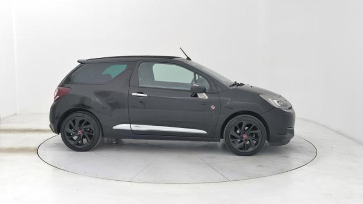 Ds DS 3 Cabrio DS 3 PureTech 110 S&S EAT6 Performance Line Cabrio (6)