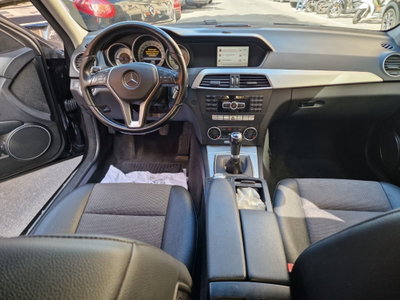 Mercedes-Benz Classe C Station Wagon 220 d Exclusive (11)