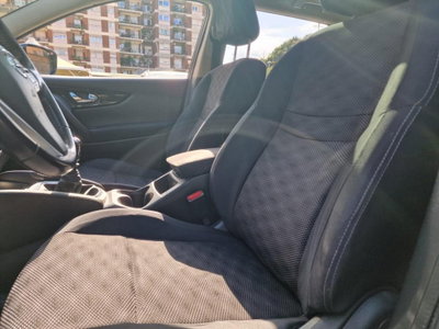 Nissan Qashqai 1.6 dCi 4WD Tekna (11)
