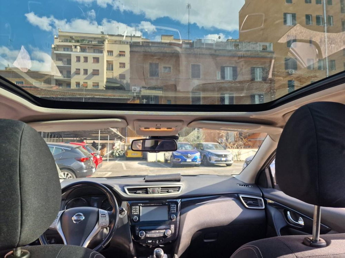 Nissan Qashqai 1.6 dCi 4WD Tekna (15)