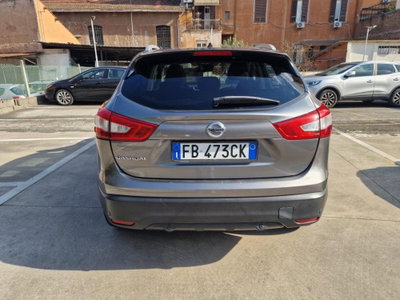 Nissan Qashqai 1.6 dCi 4WD Tekna (6)