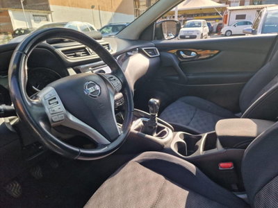 Nissan Qashqai 1.6 dCi 4WD Tekna (9)