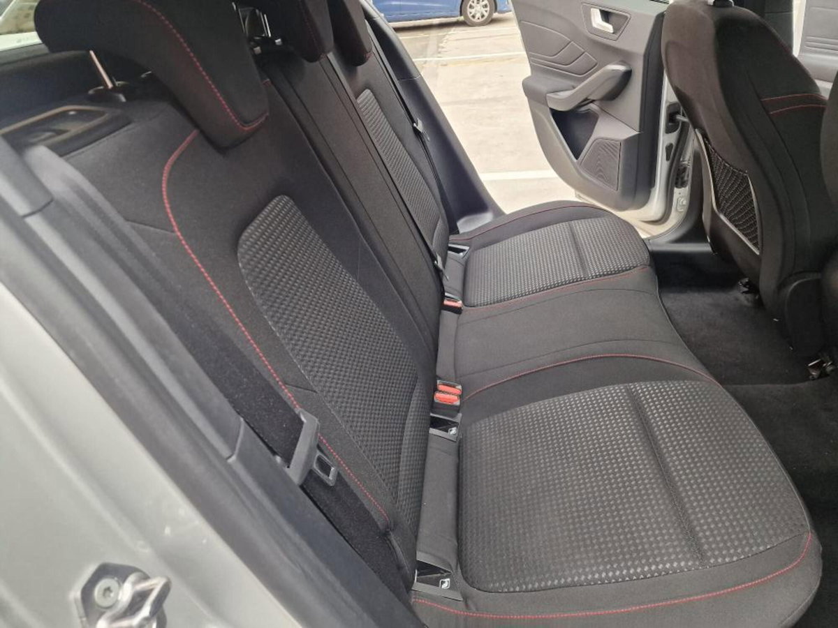 Ford Focus 1.5 ecoblue ST-Line X 115cv auto (13)