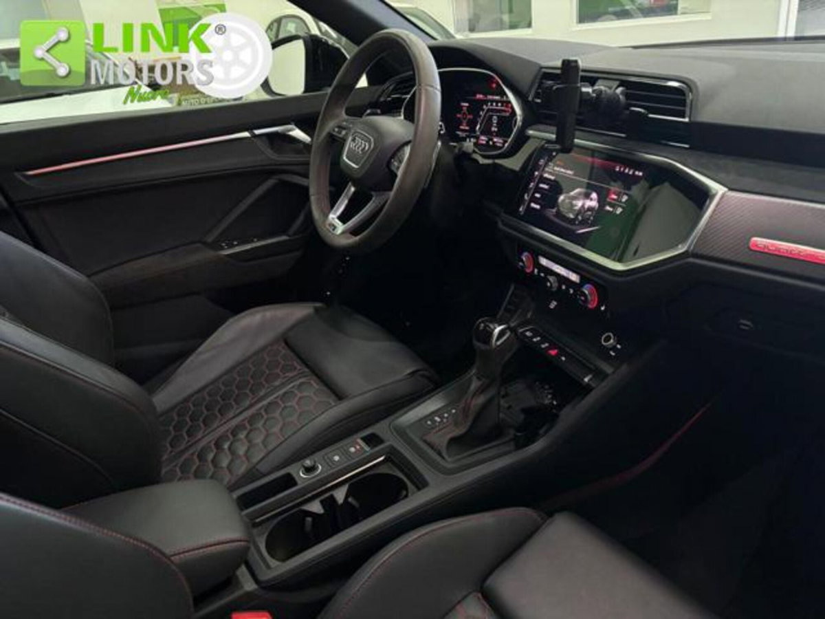 Audi RS Q3 Sportback 2.5 quattro s-tronic (5)