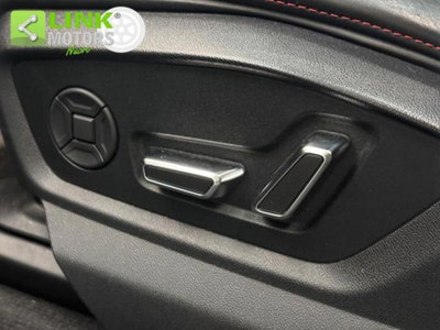Audi RS Q8 Q8 4.0 mhev 48V 600cv tiptronic (18)
