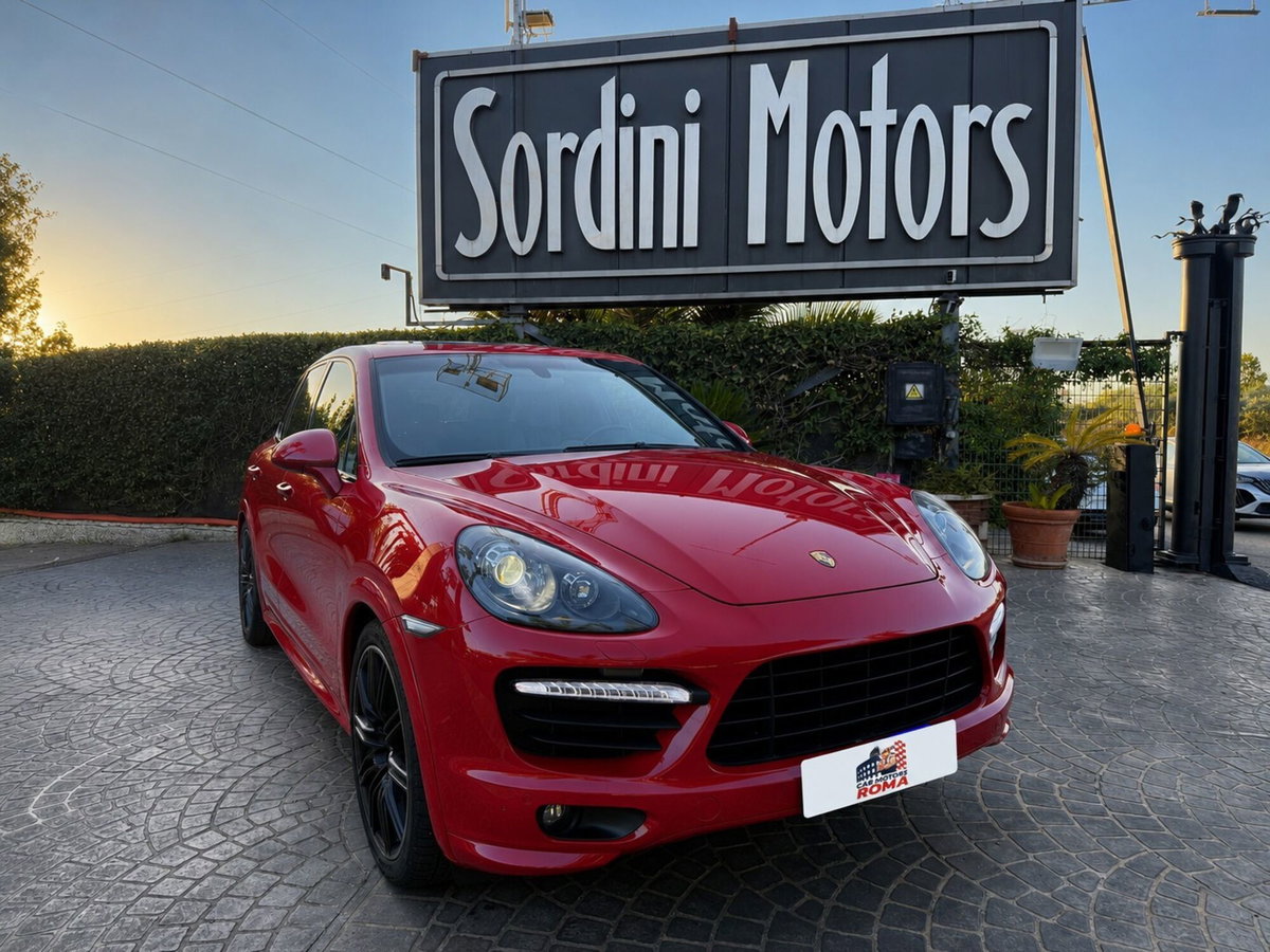 Porsche Cayenne 4.8 GTS (2)
