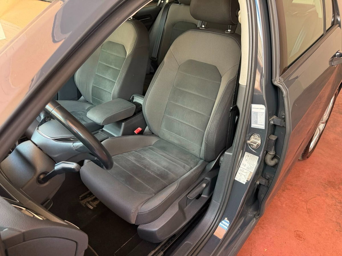 Volkswagen Golf 1.6 TDI 115 CV 5p. Executive BlueMotion Technology (10)