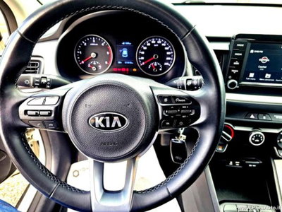 Kia Stonic 1.6 CRDi 110 CV Style (11)