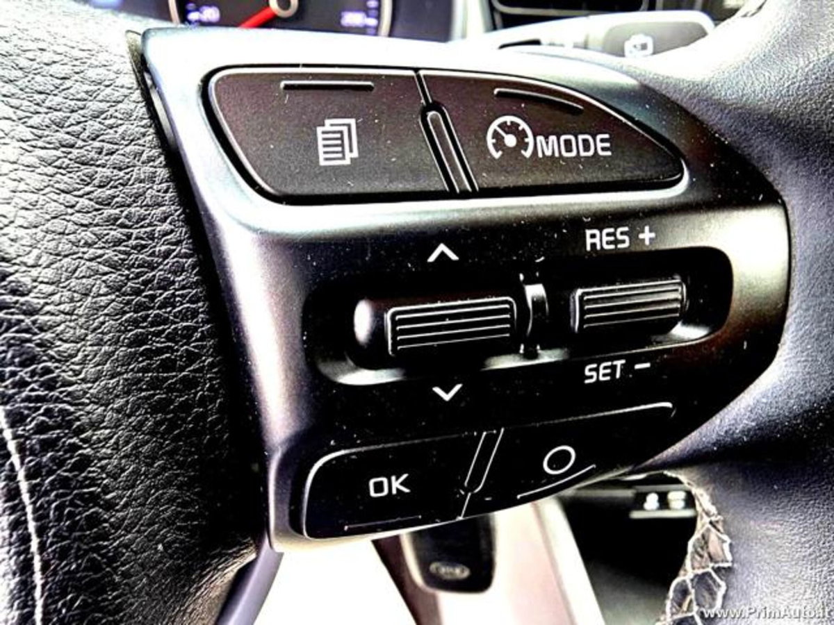 Kia Stonic 1.6 CRDi 110 CV Style (19)