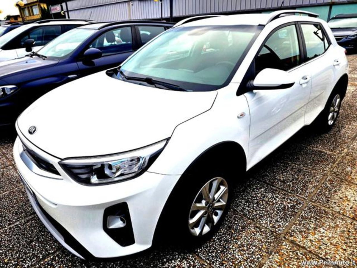 Kia Stonic 1.6 CRDi 110 CV Style (2)