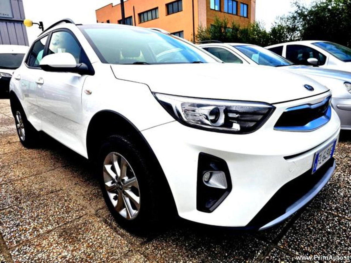 Kia Stonic 1.6 CRDi 110 CV Style (3)