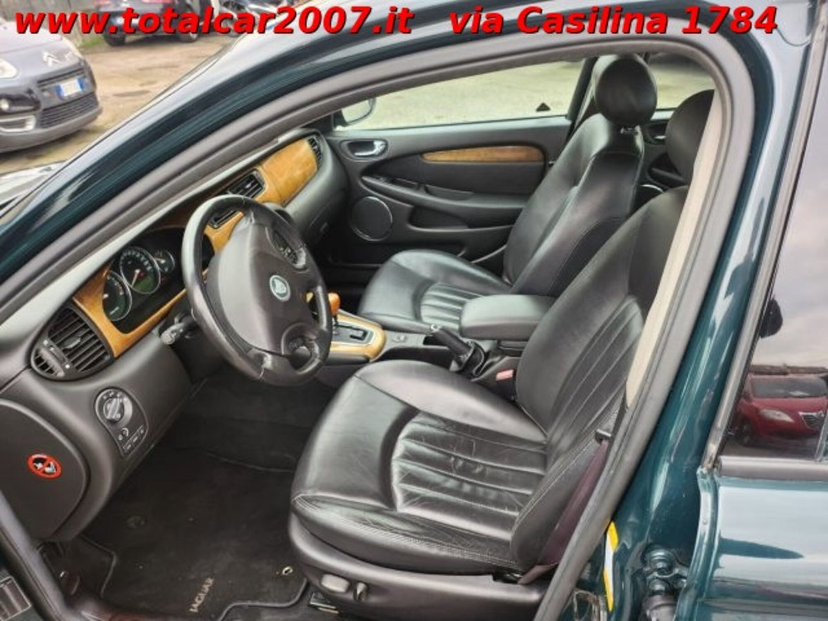 Jaguar X-Type 3.0 V6 24V cat Executive (5)