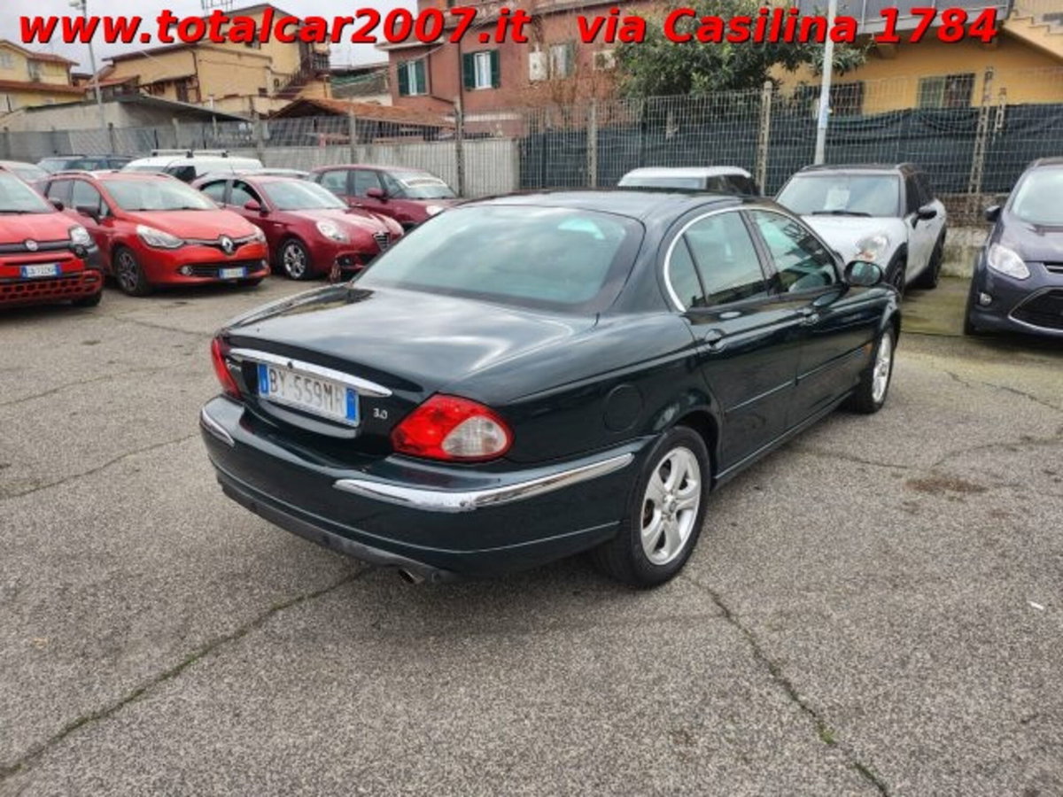 Jaguar X-Type 3.0 V6 24V cat Executive (8)