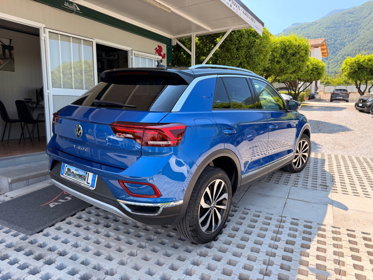 Volkswagen T-Roc 1.0 TSI R-Line (9)