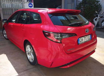 Toyota Corolla Touring Sports 1.8h Active auto (3)