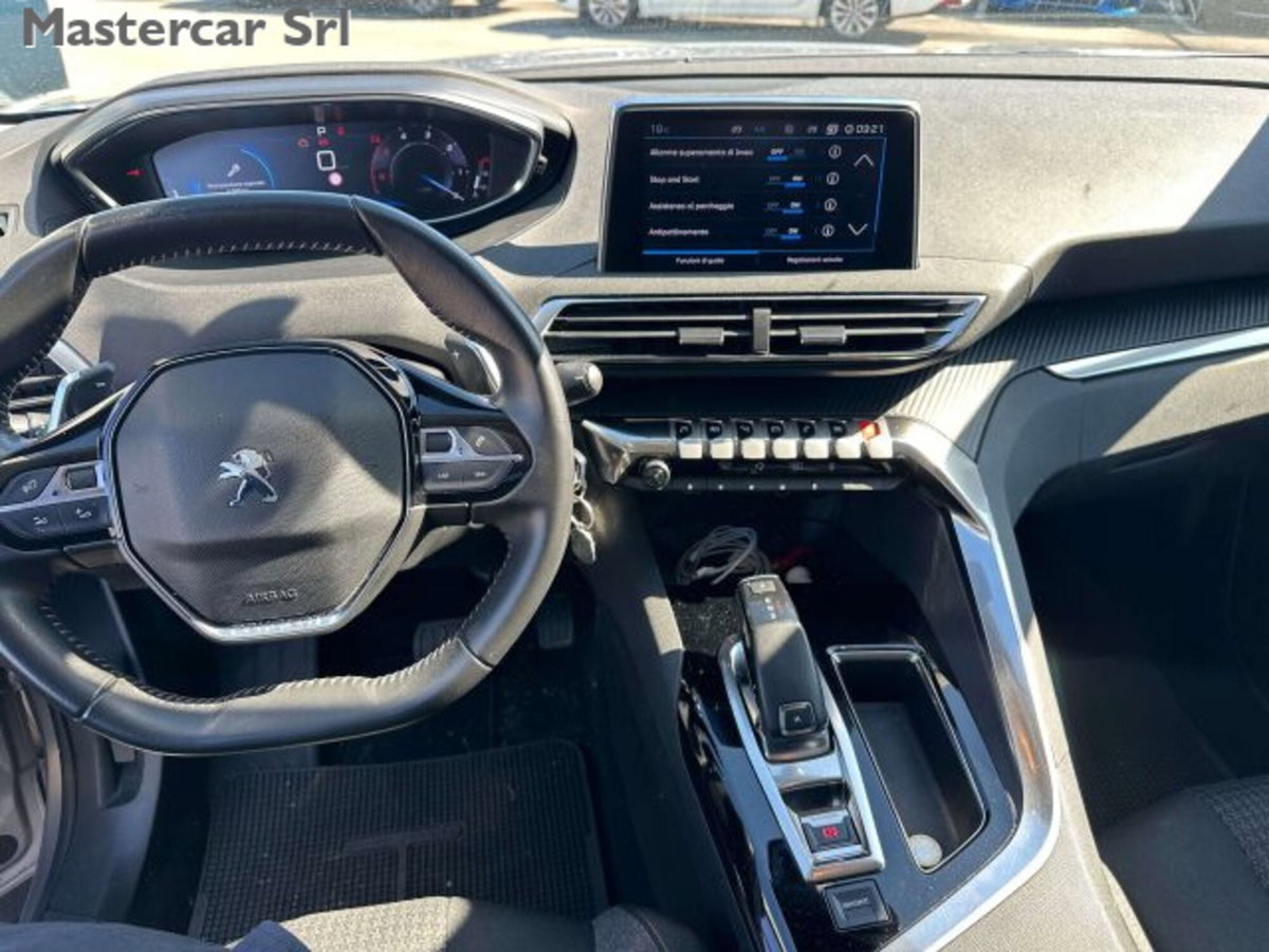 Peugeot 3008 BlueHDi 130 S&S Business (13)