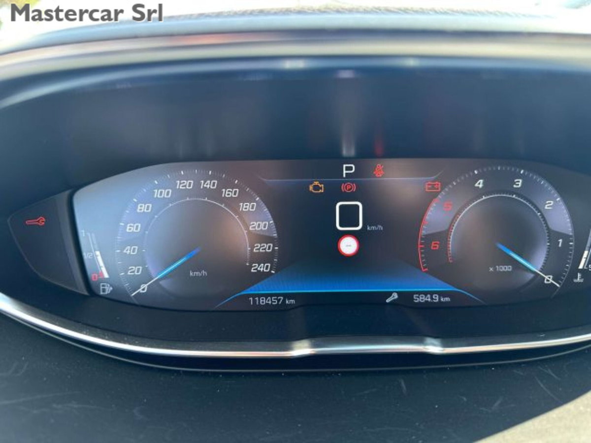 Peugeot 3008 BlueHDi 130 S&S Business (14)