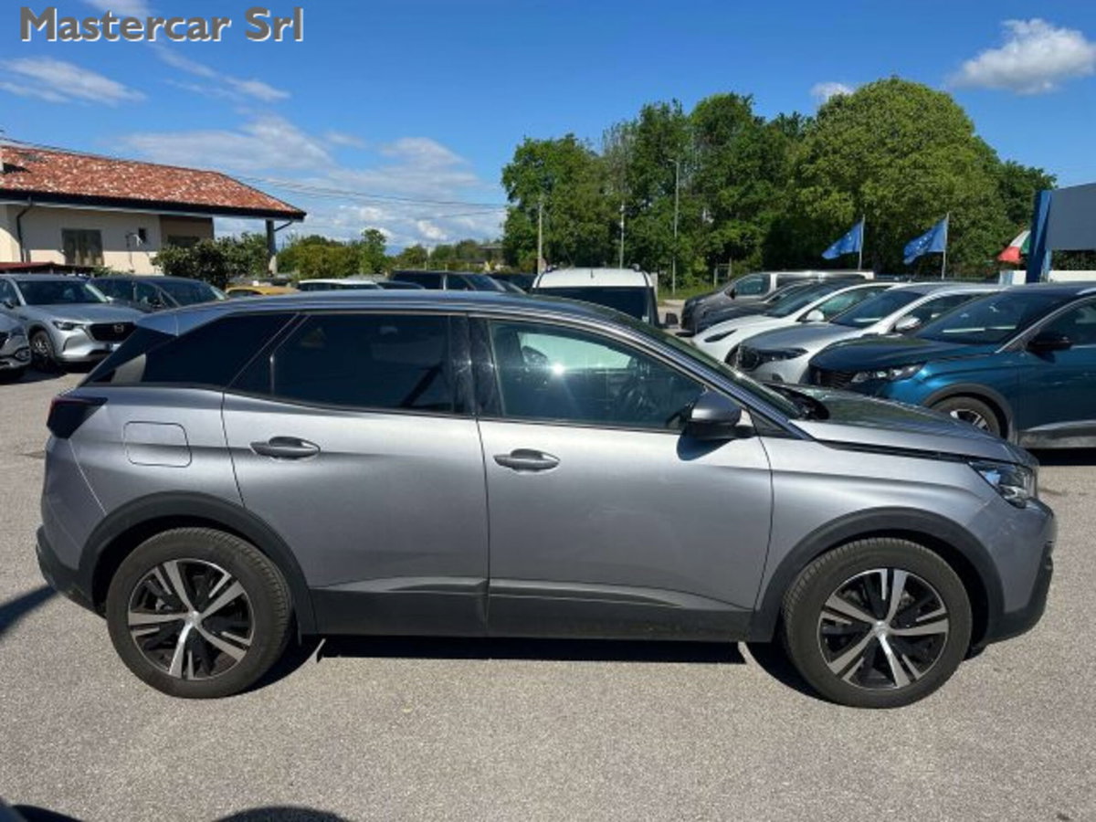 Peugeot 3008 BlueHDi 130 S&S Business (4)