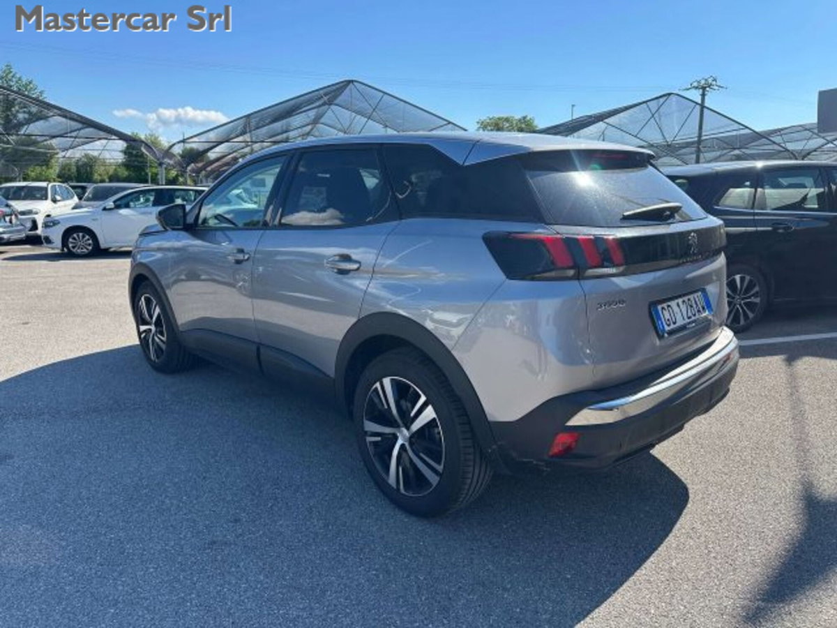 Peugeot 3008 BlueHDi 130 S&S Business (7)