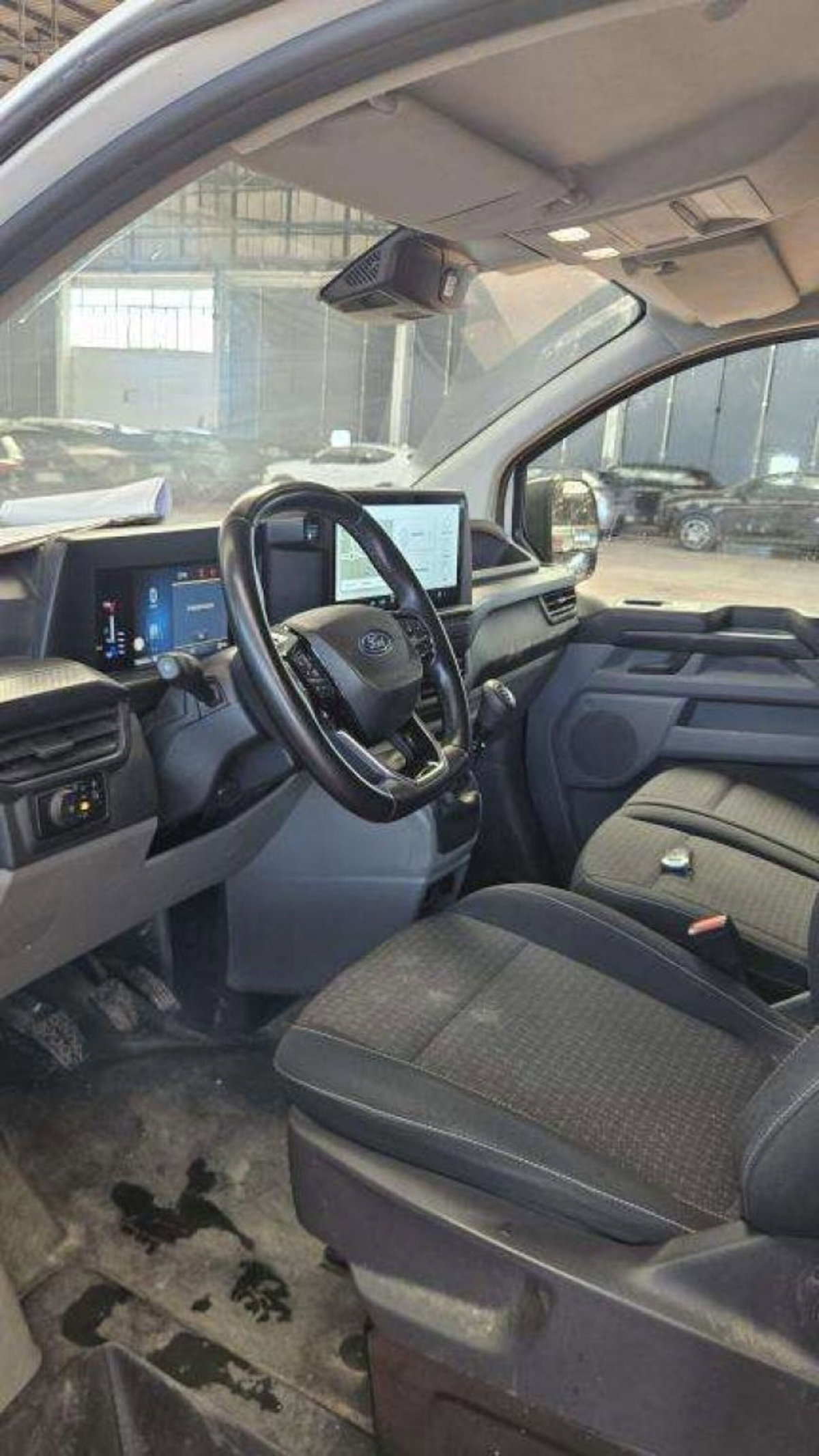 Ford Transit Custom  320 2.0 ecoblue 136cv combi M1 Trend L1H1 (12)