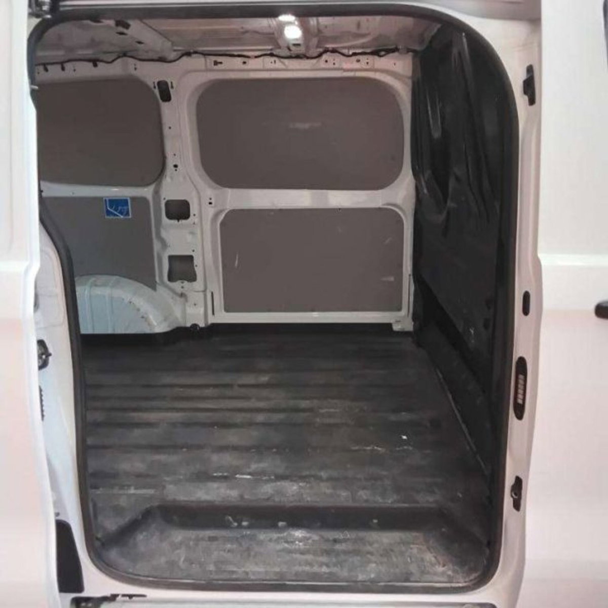 Ford Transit Custom  320 2.0 ecoblue 136cv combi M1 Trend L1H1 (10)