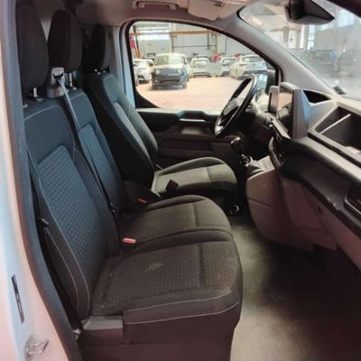 Ford Transit Custom  320 2.0 ecoblue 136cv combi M1 Trend L1H1 (9)