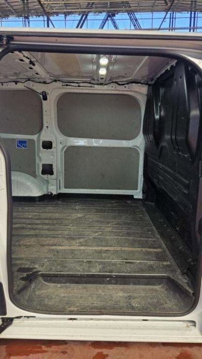 Ford Transit Custom  320 2.0 ecoblue 136cv combi M1 Trend L1H1 (7)