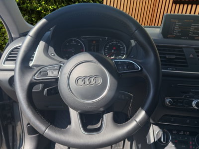Audi Q3 2.0 TDI 120 CV (11)