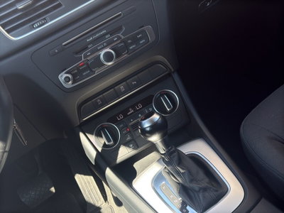 Audi Q3 2.0 TDI 120 CV (13)