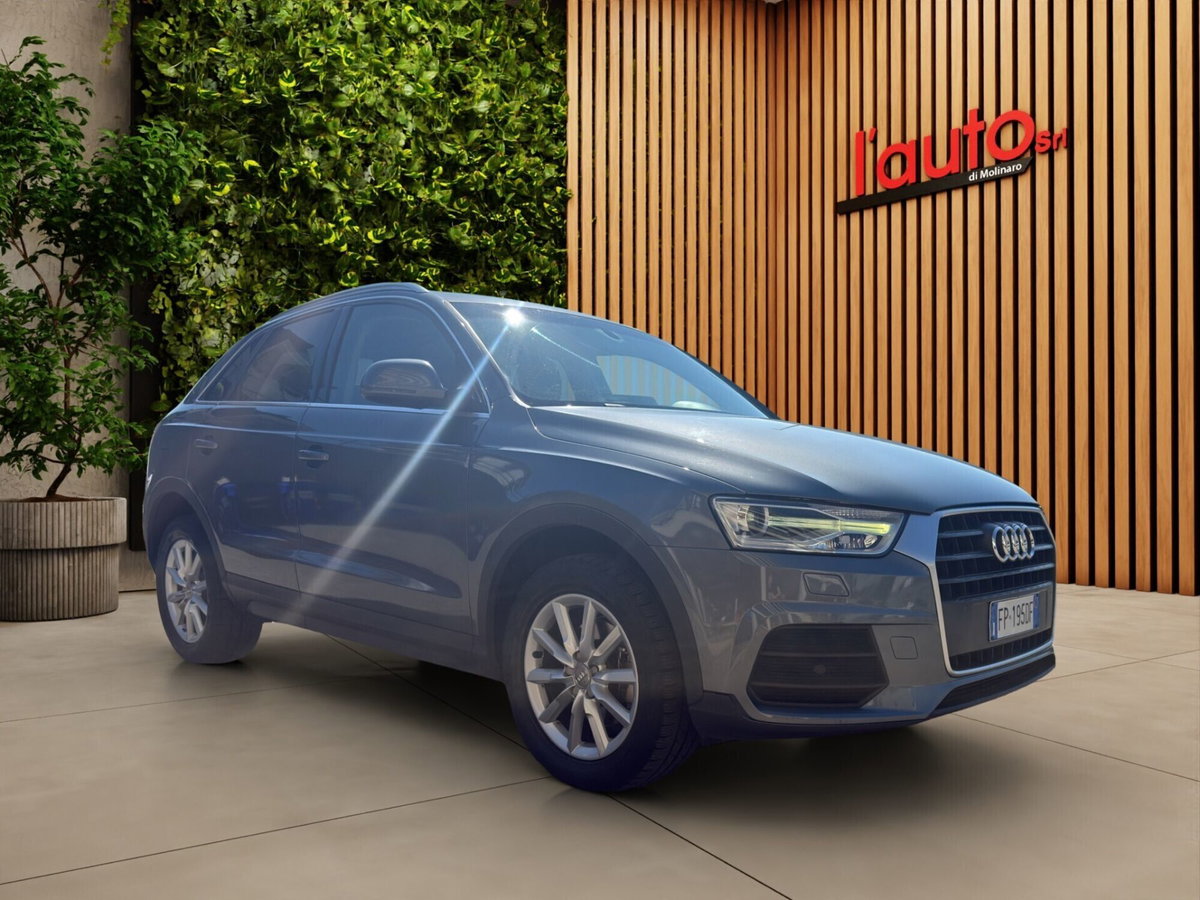 Audi Q3 2.0 TDI 120 CV (8)