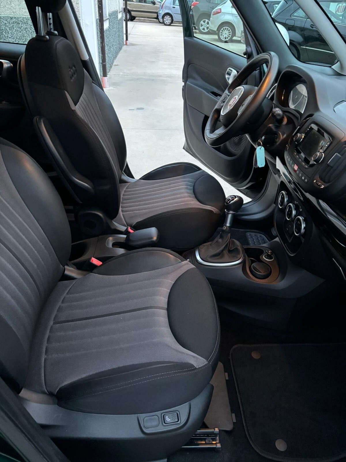 Fiat 500L 1.6 Multijet 120 CV Trekking (6)