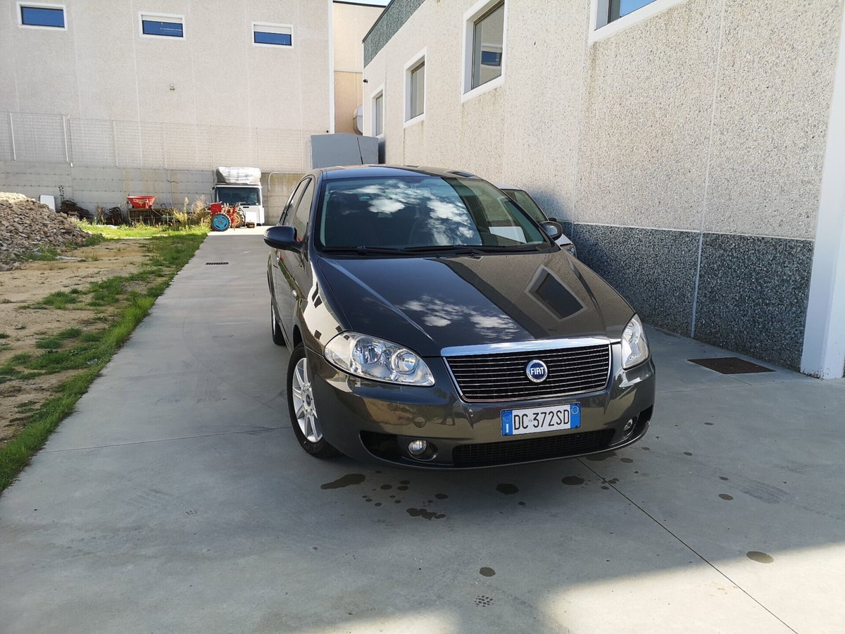 Fiat Croma 1.9 Multijet 16V Dynamic (3)