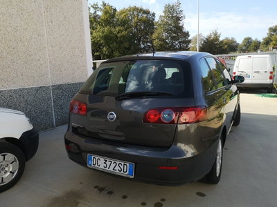 Fiat Croma 1.9 Multijet 16V Dynamic (4)