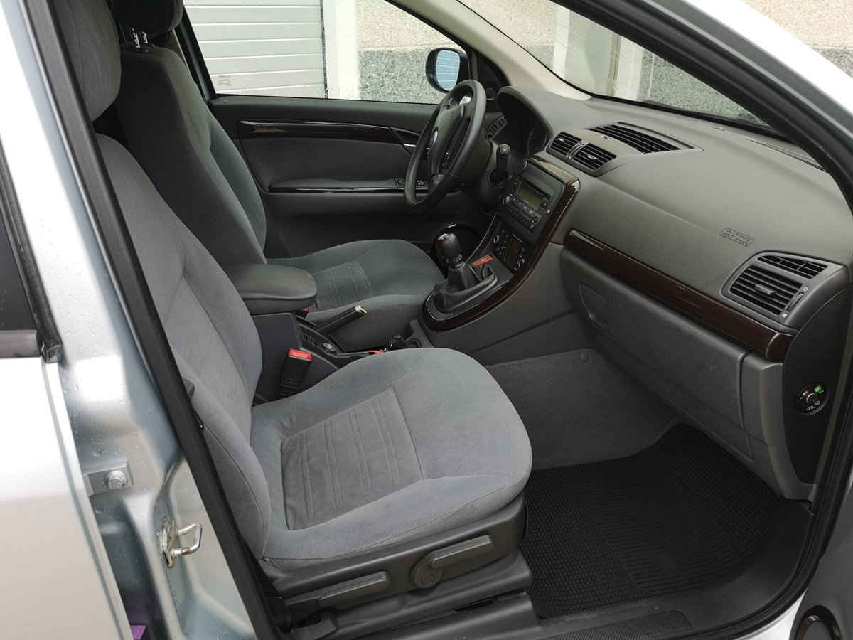 Fiat Croma 1.9 Multijet 16V Emotion (10)