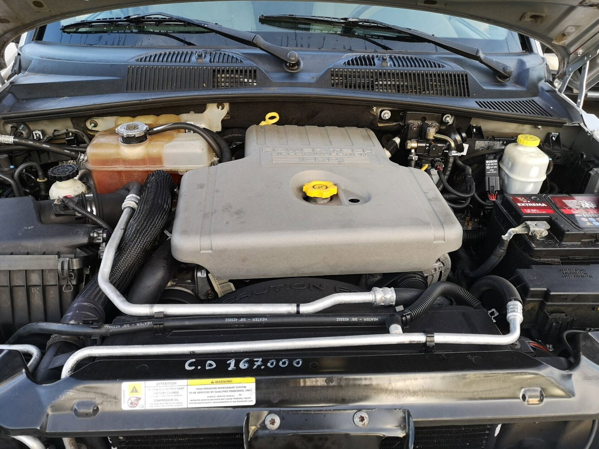 Jeep Cherokee 2.8 CRD Sport (14)