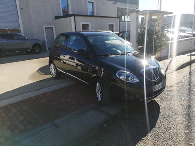 Lancia Ypsilon 1.3 MJT 75 CV Elle (3)