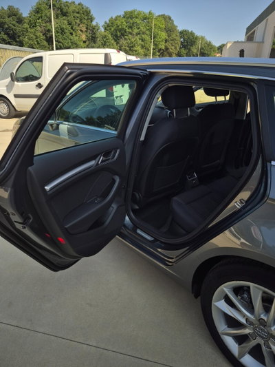 Audi A3 Sportback 2.0 TDI S tronic Ambition (13)