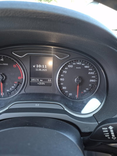 Audi A3 Sportback 2.0 TDI S tronic Ambition (19)