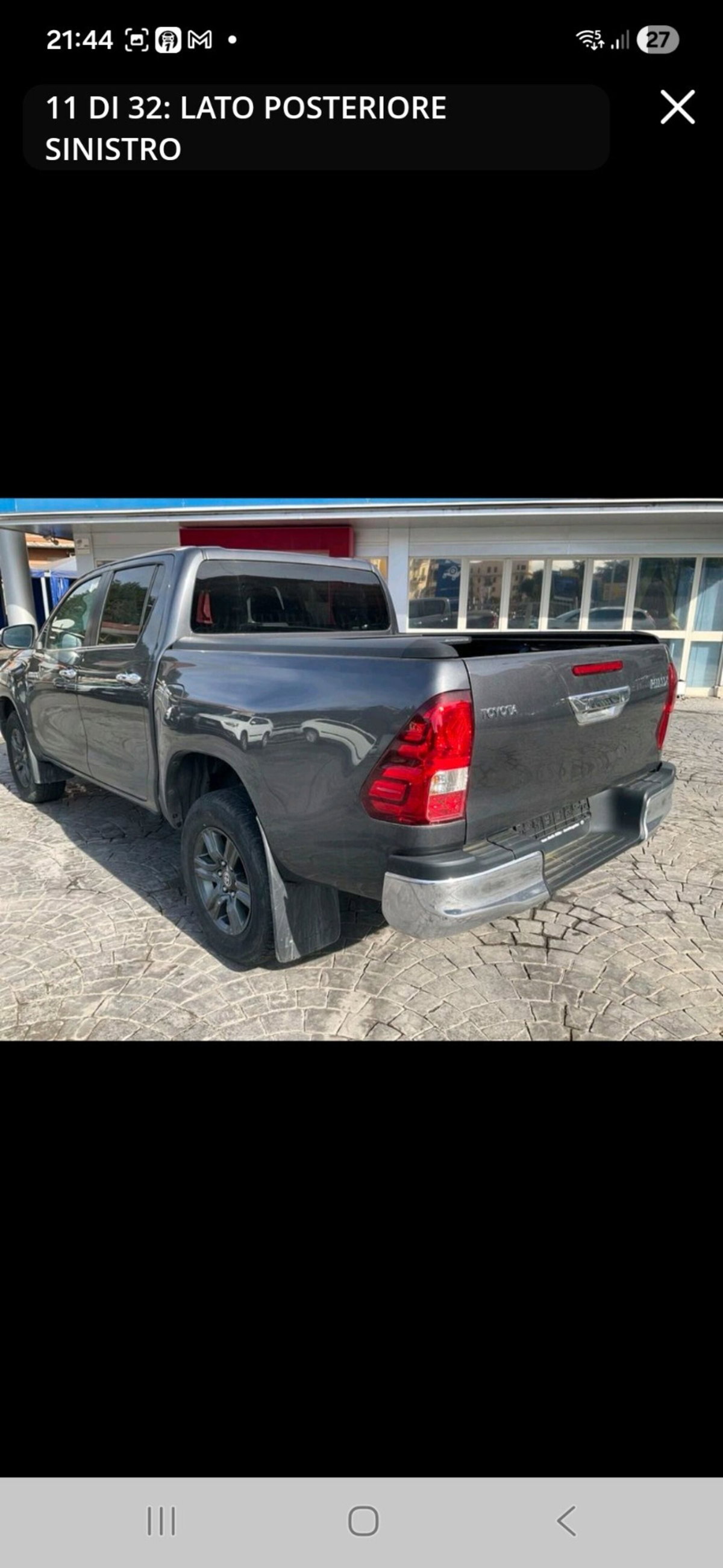 Toyota Hilux 2.D-4D 4WD porte Double Cab Comfort (4)
