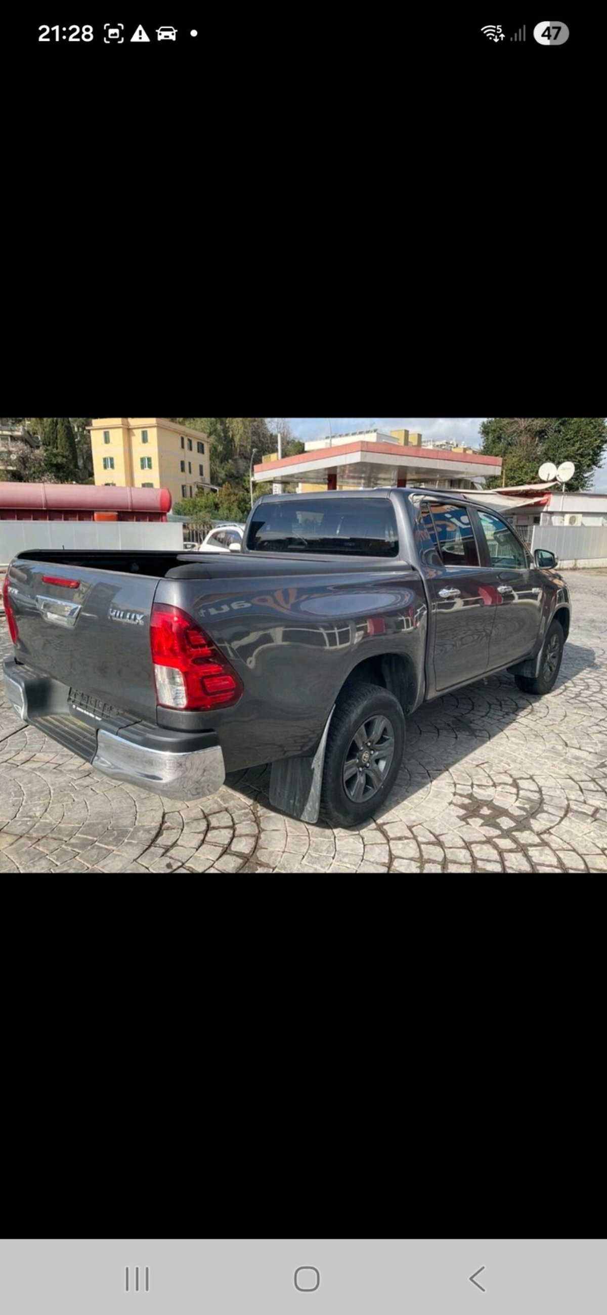 Toyota Hilux 2.D-4D 4WD porte Double Cab Comfort (7)