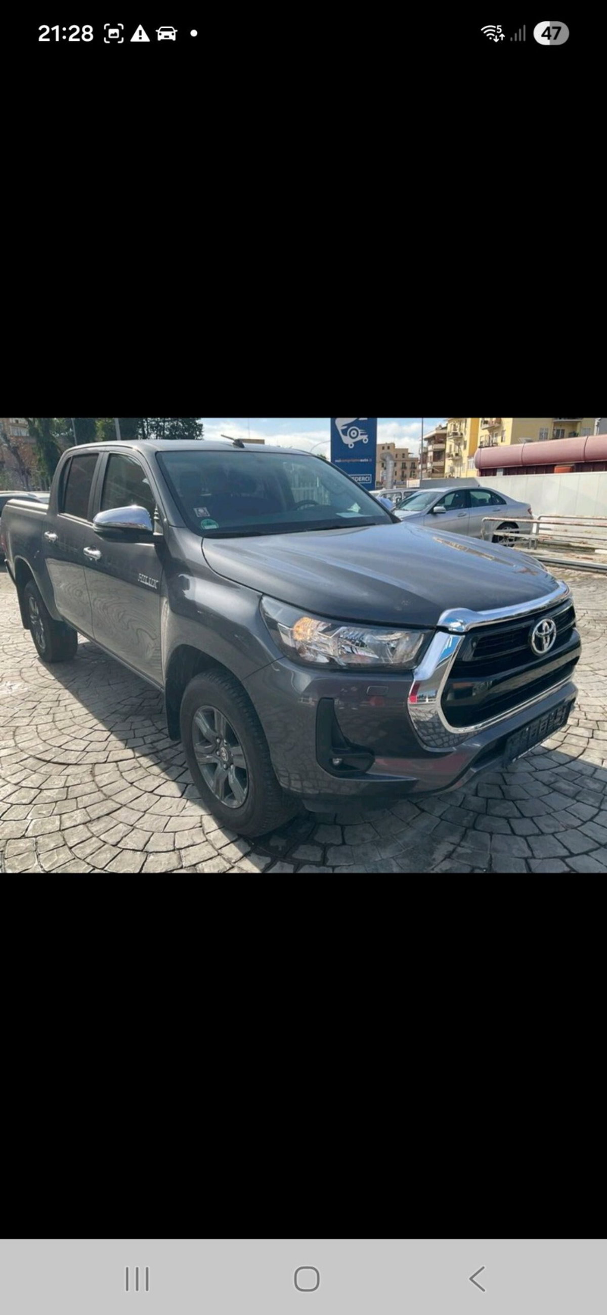 Toyota Hilux 2.D-4D 4WD porte Double Cab Comfort (8)