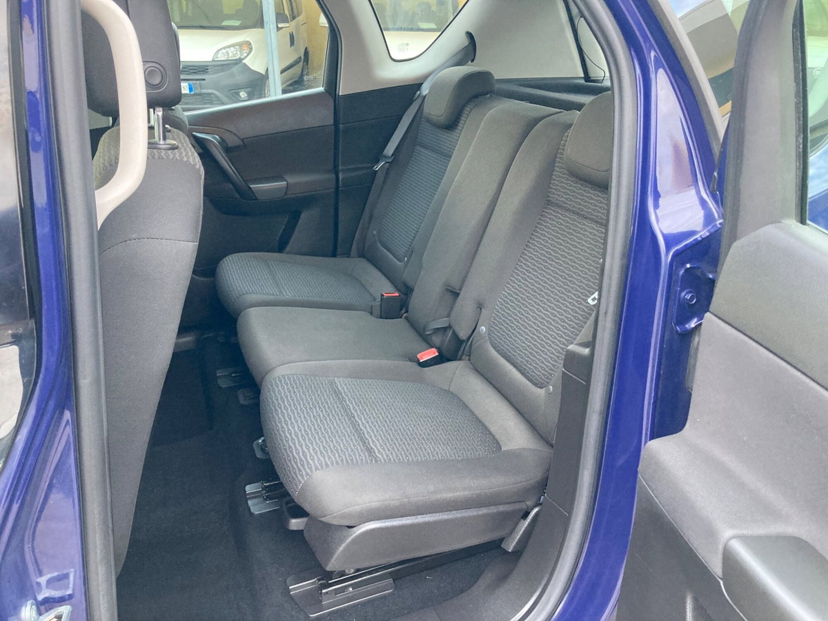 Opel Meriva 1.4 100CV Cosmo (11)