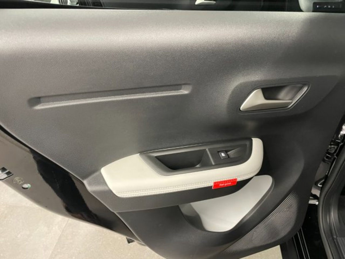 Citroen C3 1.2 puretech turbo Max 100cv s&s (13)