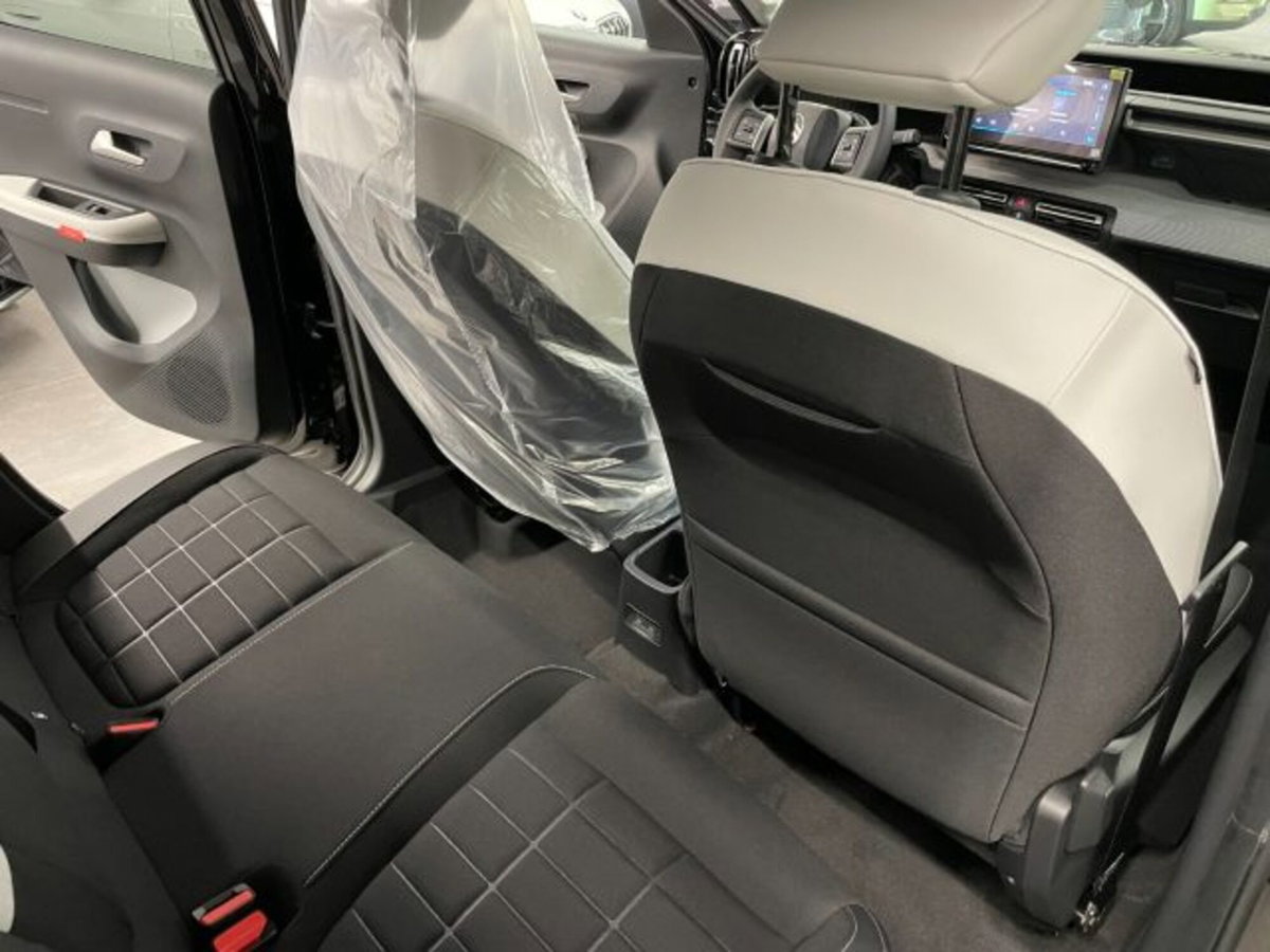 Citroen C3 1.2 puretech turbo Max 100cv s&s (2)