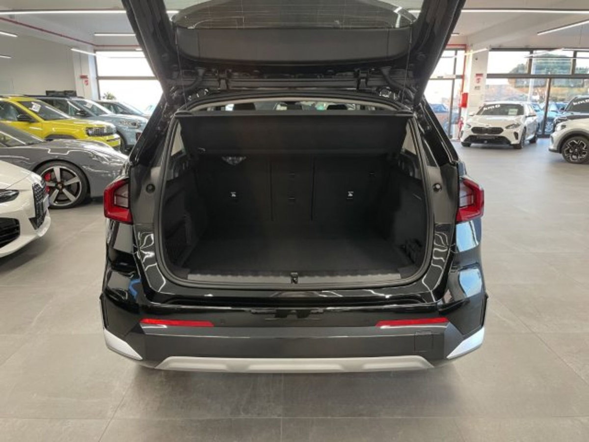 BMW X1 sdrive18d X-Line auto (5)