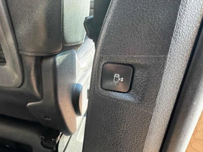 Toyota Proace Verso Verso 2.0D 180 CV L2 D Luxury (12)